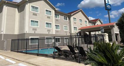 Best Western Cleveland Inn & Suites