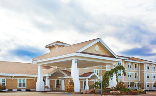 Holiday Inn Express Hotel & Suites Iron Mountain by IHG
