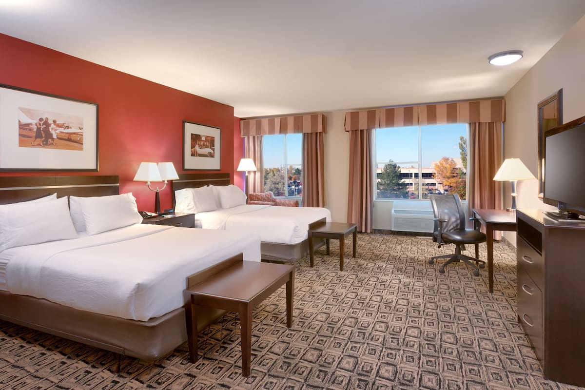 1 bedroom, pillow-top beds, desk, iron/ironing board