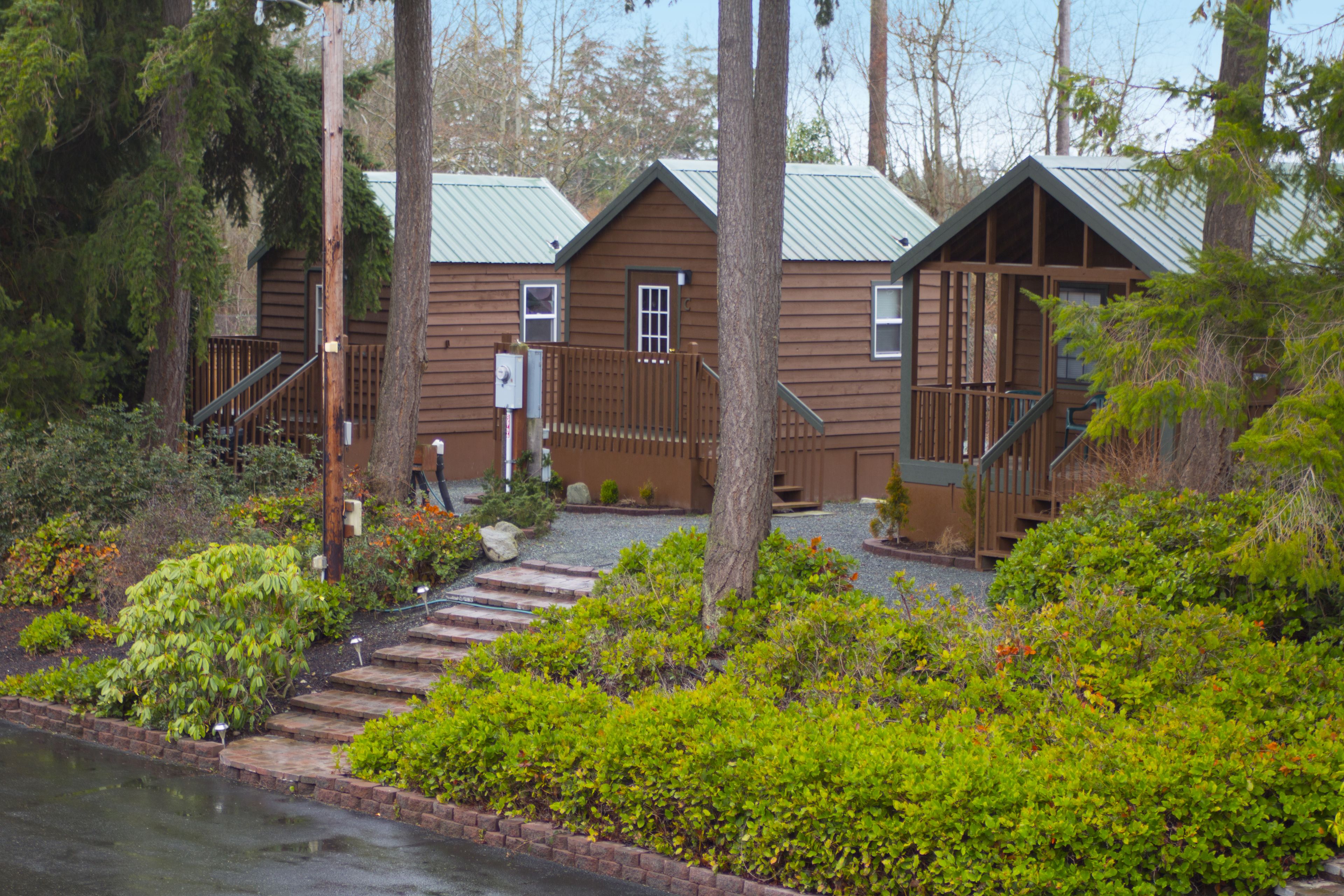 cabin, kitchenette | bathroom | free toiletries, hair dryer, towels, soap