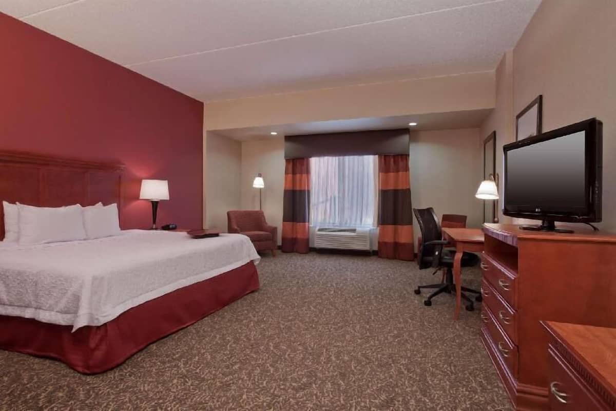 Premium bedding, pillow-top beds, in-room safe, desk