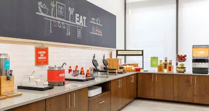 Hampton Inn & Suites Pittsburgh-Downtown