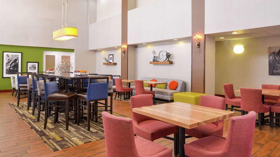 Hampton Inn & Suites Wilmington