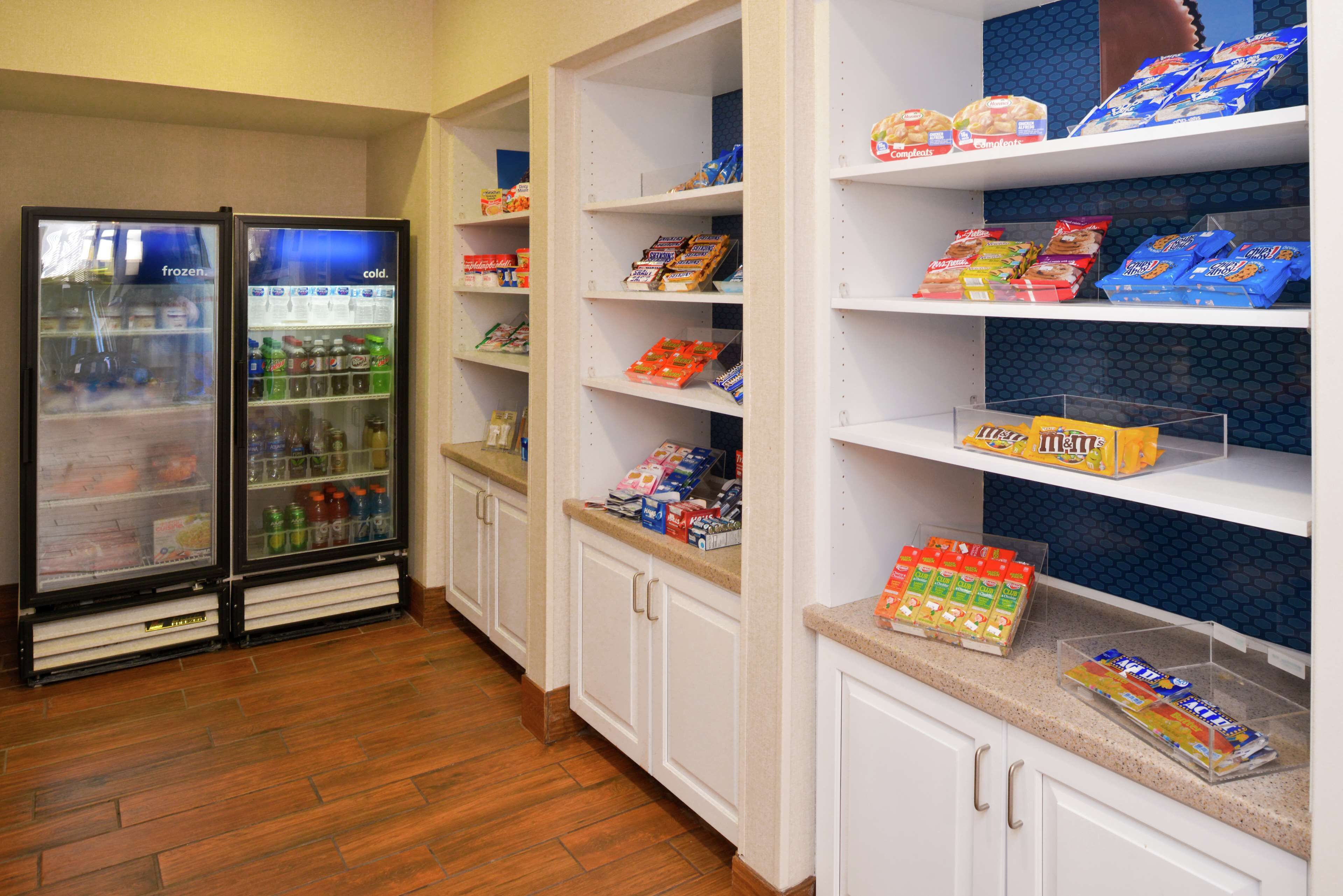 Snack bar