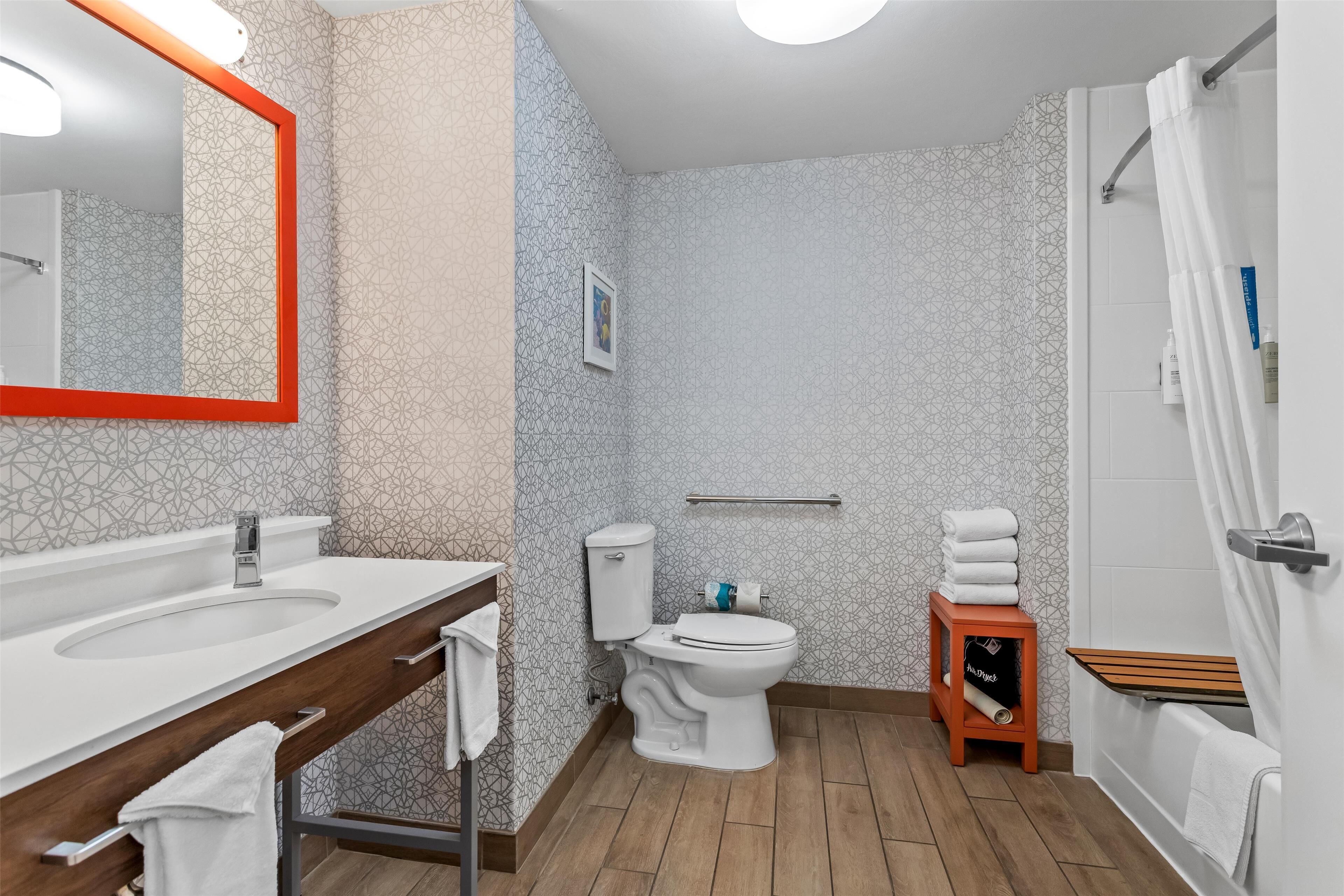 room, 2 queen beds, accessible, bathtub (hearing) | bathroom | free toiletries, bathrobes