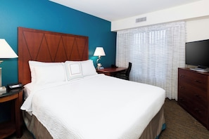 Desk, iron/ironing board, free cots/infant beds, free WiFi