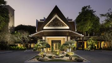 Fachada de la propiedad