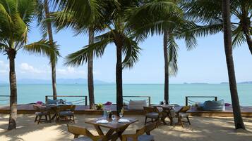 Breakfast, lunch, dinner served; beach views