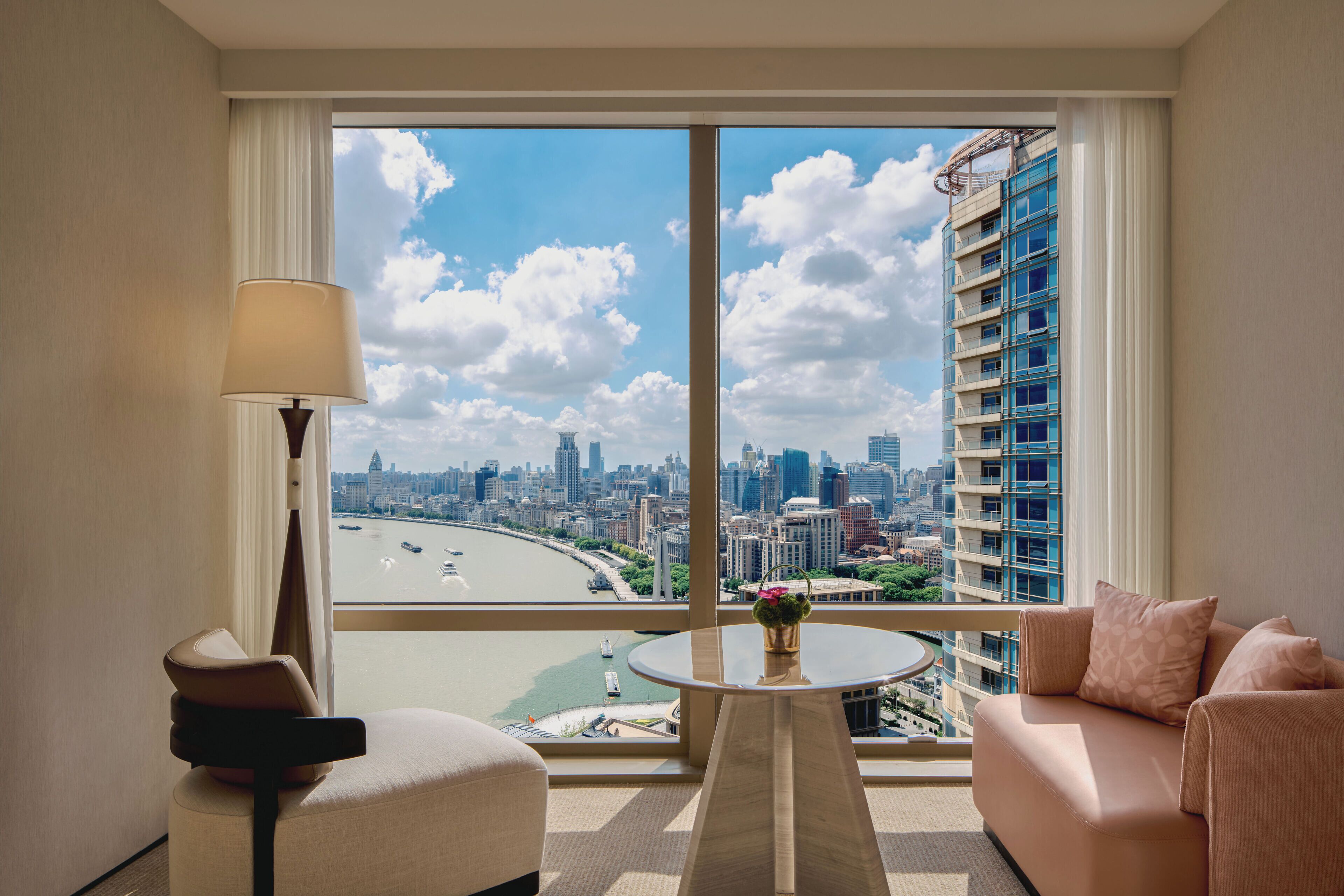 1 bedroom, premium bedding, minibar, in-room safe