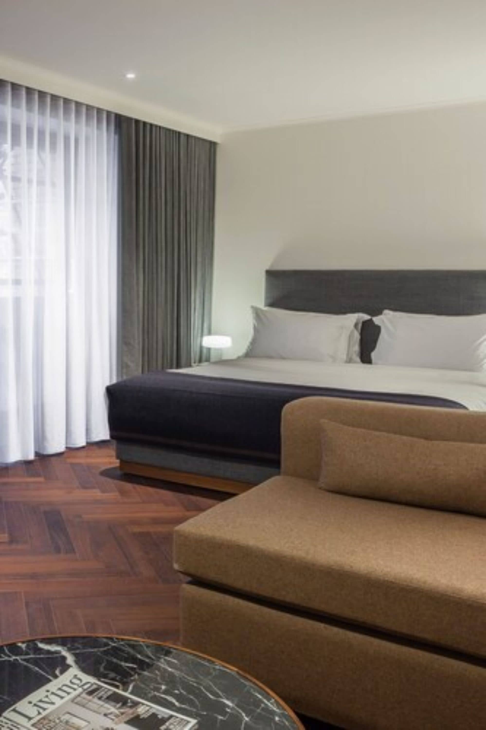 Egyptian cotton sheets, hypo-allergenic bedding, in-room safe