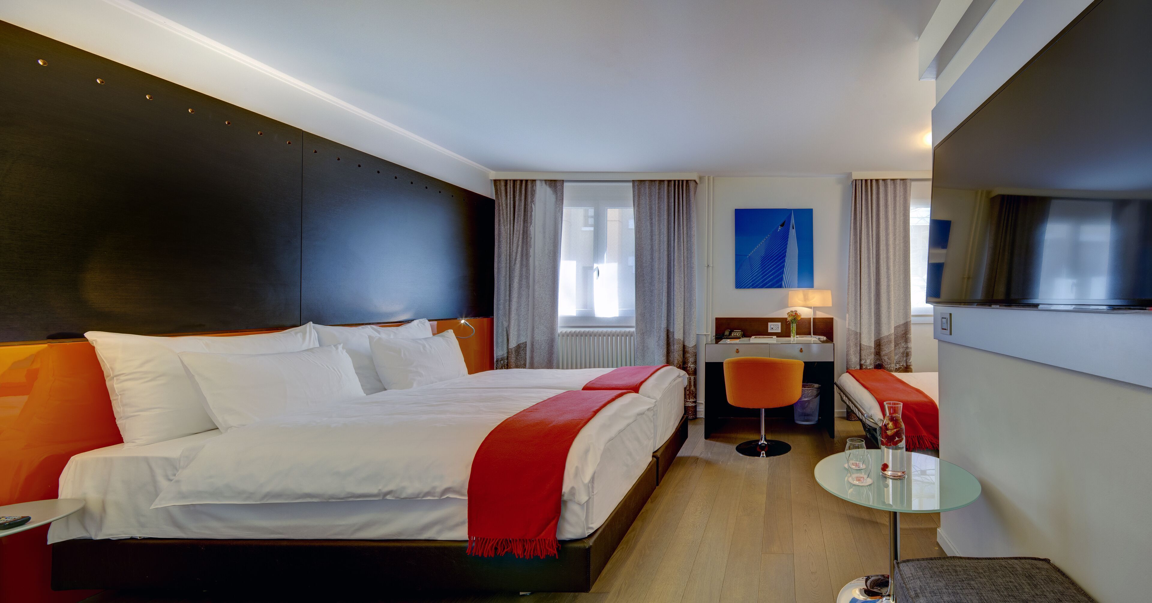 Minibar, Zimmersafe, Schreibtisch, schallisolierte Zimmer