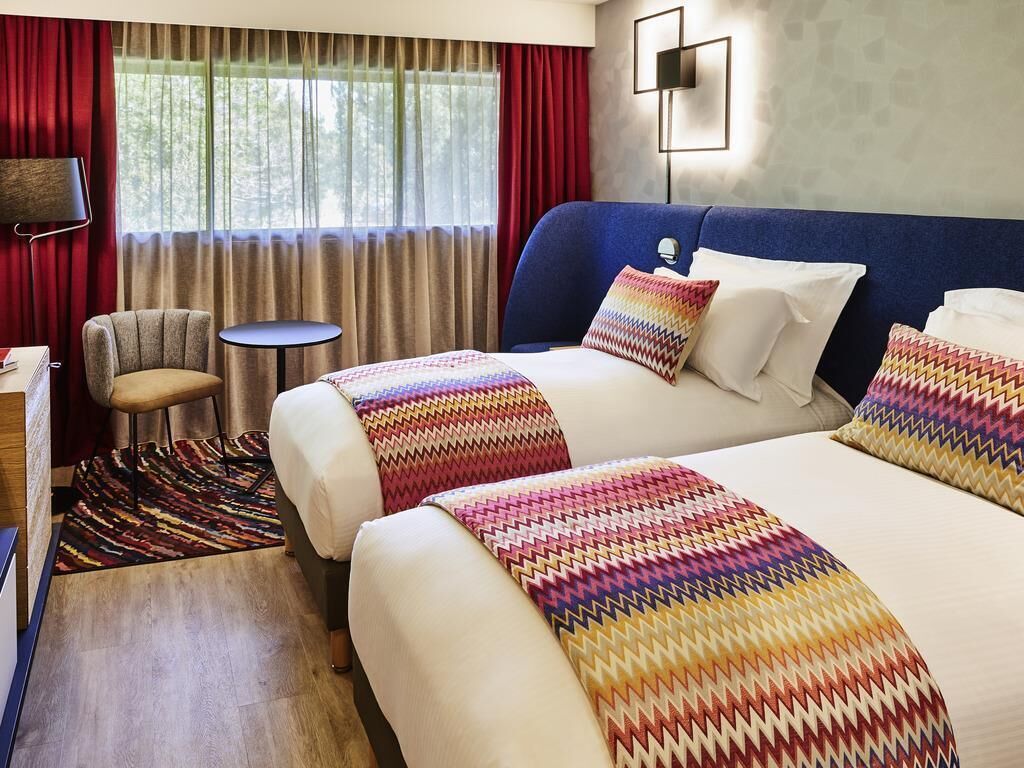 Classic Room, 2 Twin Beds | Premium bedding, pillowtop beds, minibar, in-room safe