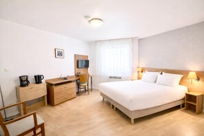 Premium bedding, desk, soundproofing, iron/ironing board - Séjours & Affaires Bordeaux de L'Yser (Bordeaux)