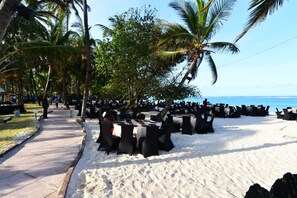 On the beach, white sand, scuba diving, snorkeling - Diani Reef Beach Resort & Spa - Your Beachfront Bliss Awaits (Diani Beach)