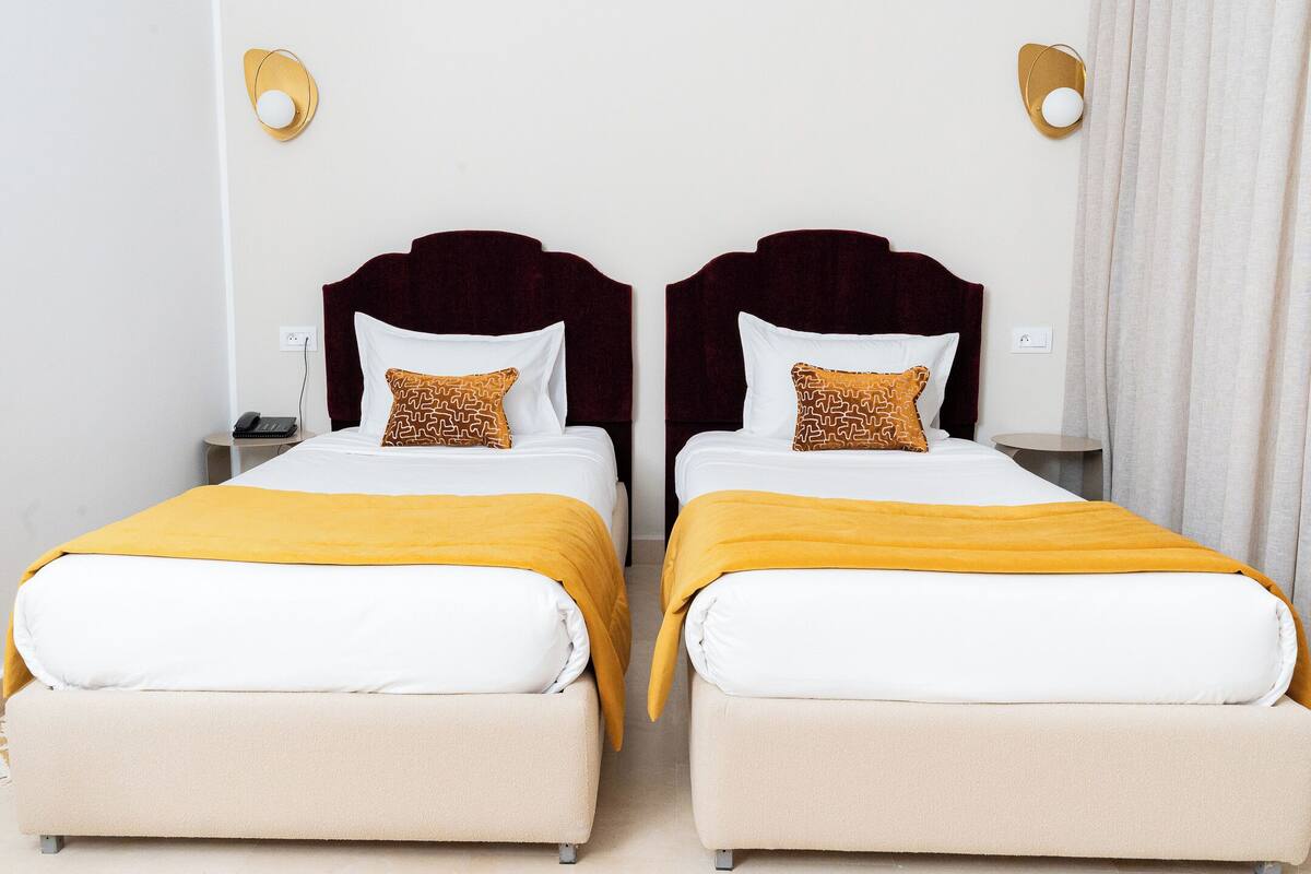 Deluxe Room | In-room safe, desk, blackout curtains, free WiFi