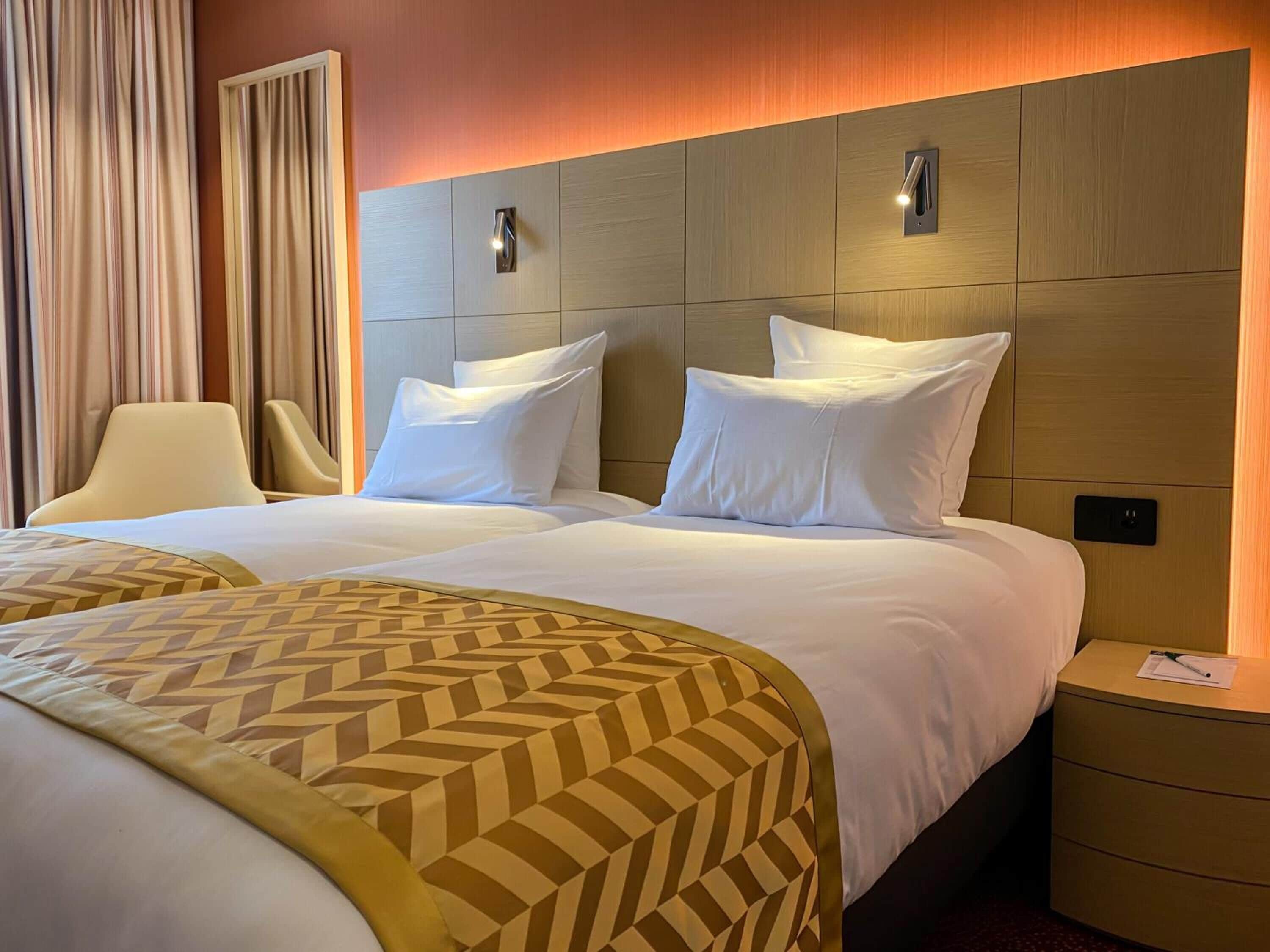 premium bedding, free minibar, in-room safe, desk