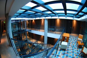 Staircase - Be Trimos Hotel (Buenos Aires)