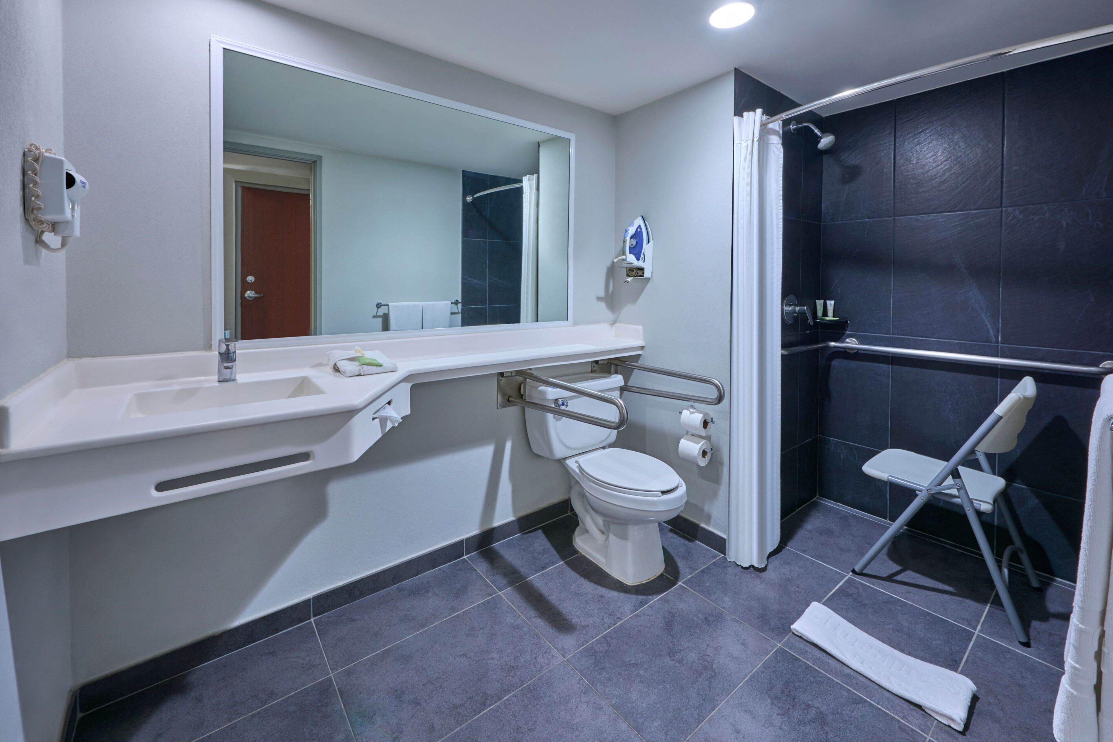 room, 1 queen bed | desk, iron/ironing board, free wifi, bed sheets