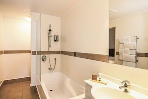 Villa, 1 Bedroom | Bathroom | Hair dryer, towels, soap, shampoo