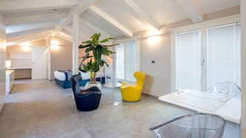 Suite Design, 1 trĂšs grand lit, non-fumeur, balcon | Ăquipements de la chambre