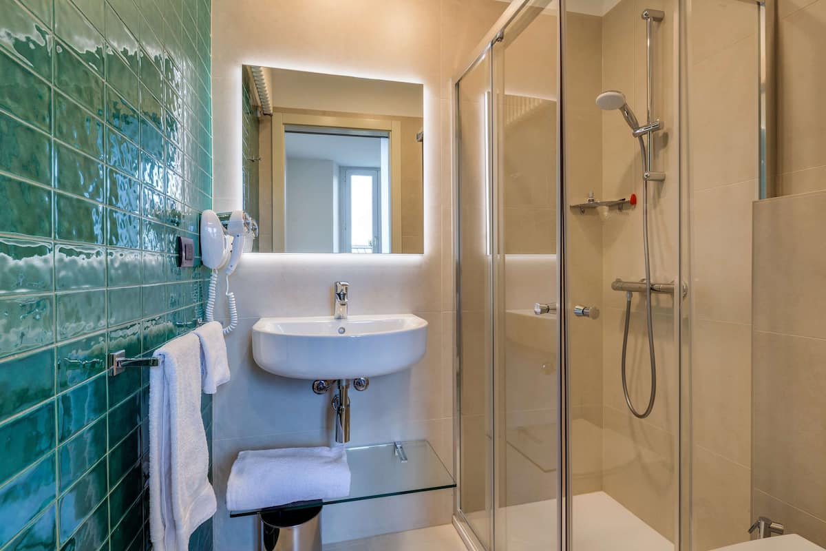 Free toiletries, hair dryer, towels