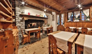 Food court - Hotel Alla Posta (Saint-Vincent)