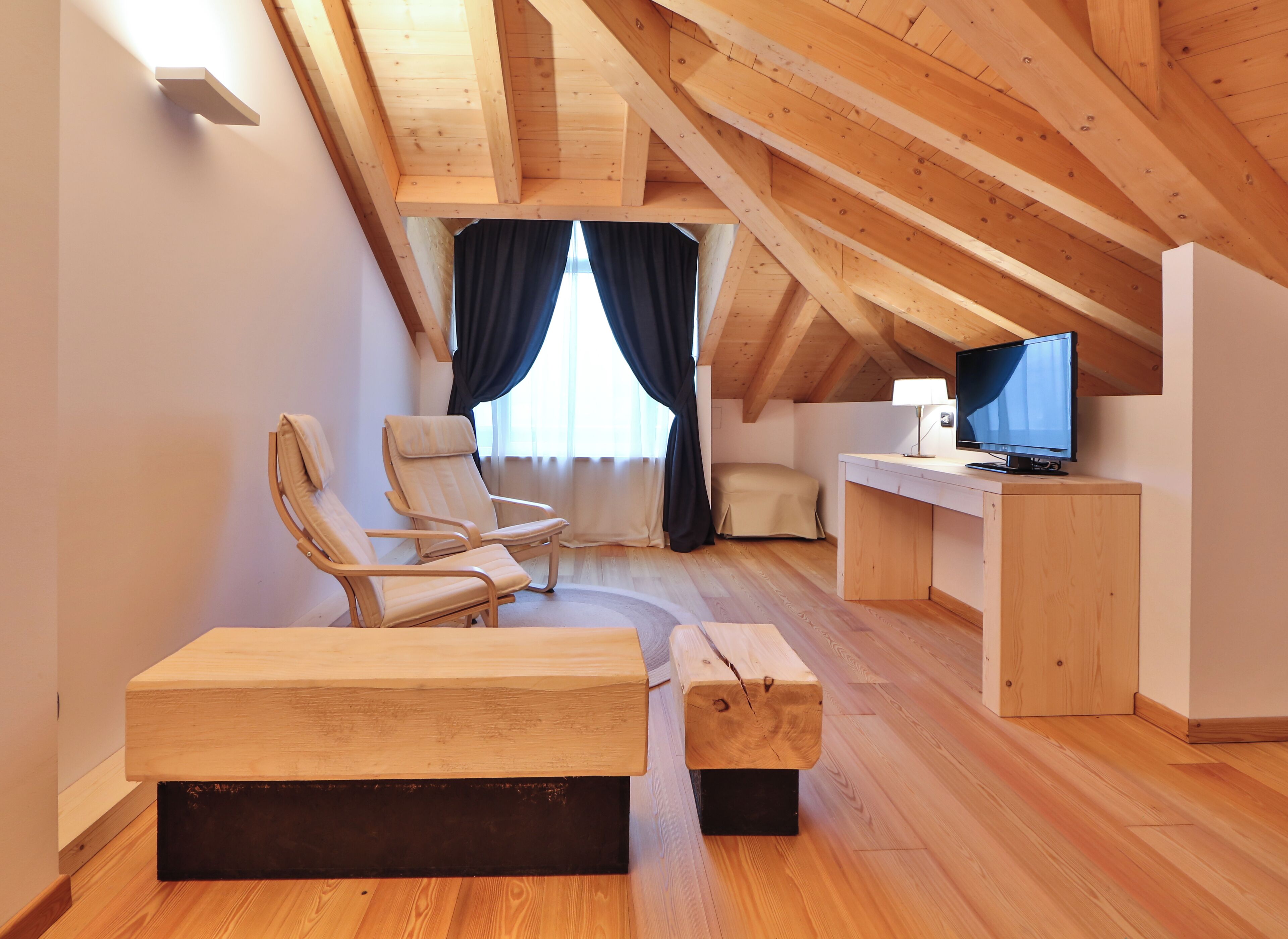 1 bedroom, premium bedding, down duvets, memory-foam beds