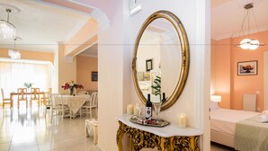 Apartamento de lujo, 3 habitaciones | Sala de estar