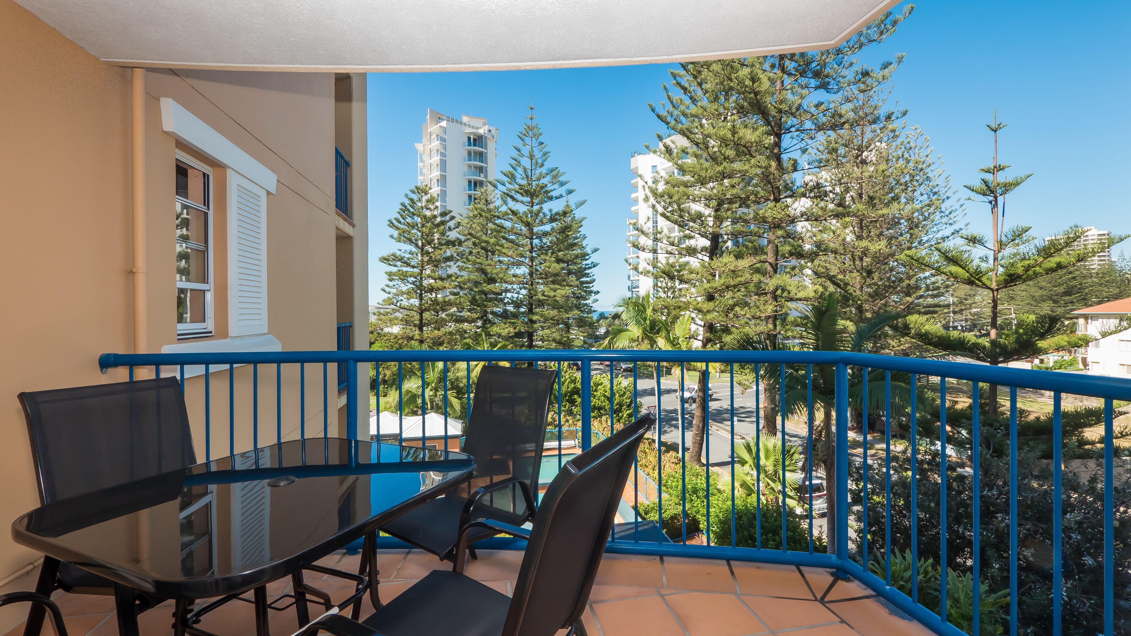 San Mateo on Broadbeach — image 14