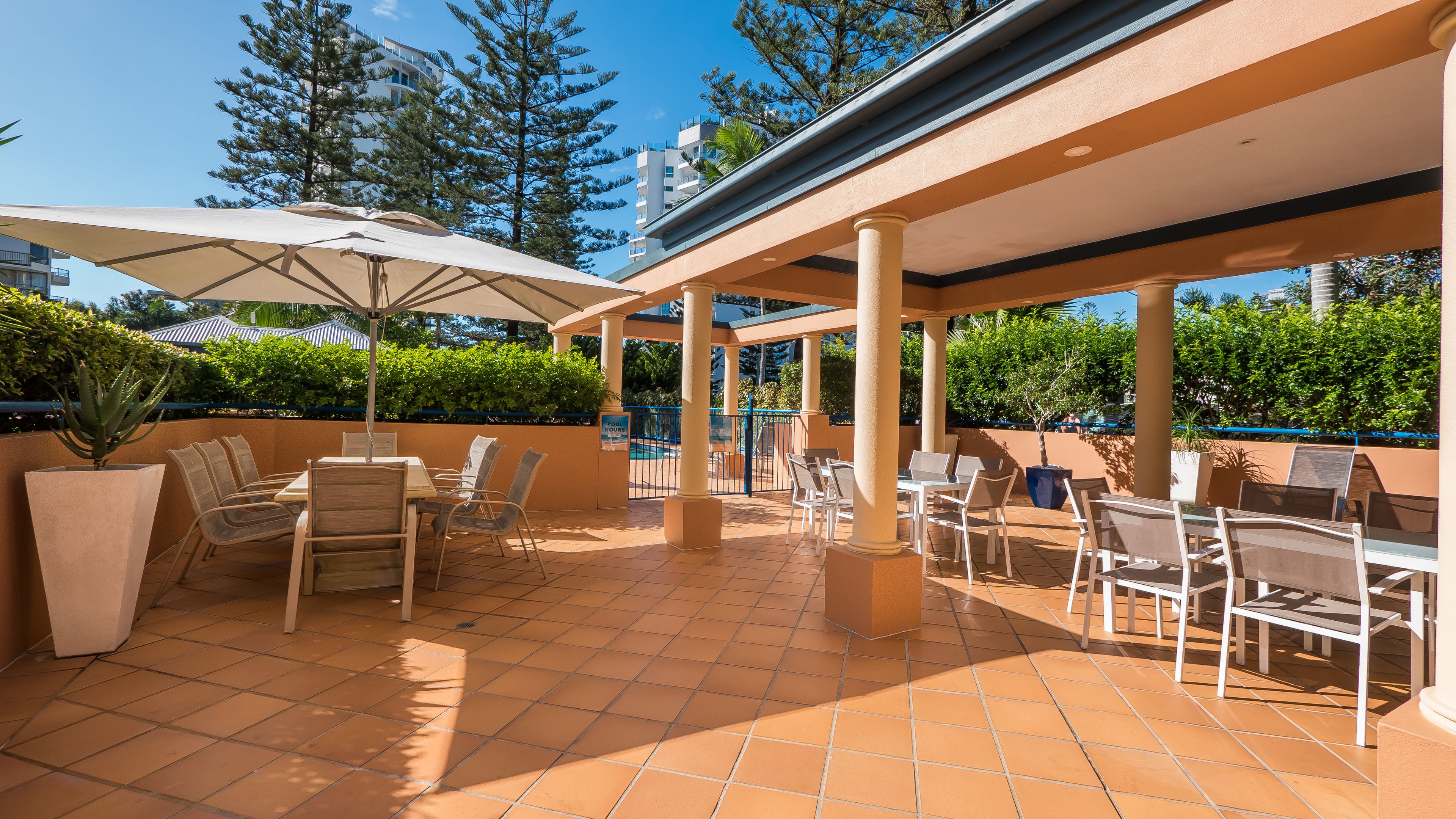 San Mateo on Broadbeach — image 26