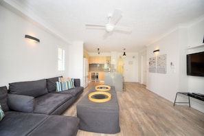 Apartment, 1 Schlafzimmer | Wohnzimmer | Flachbildfernseher