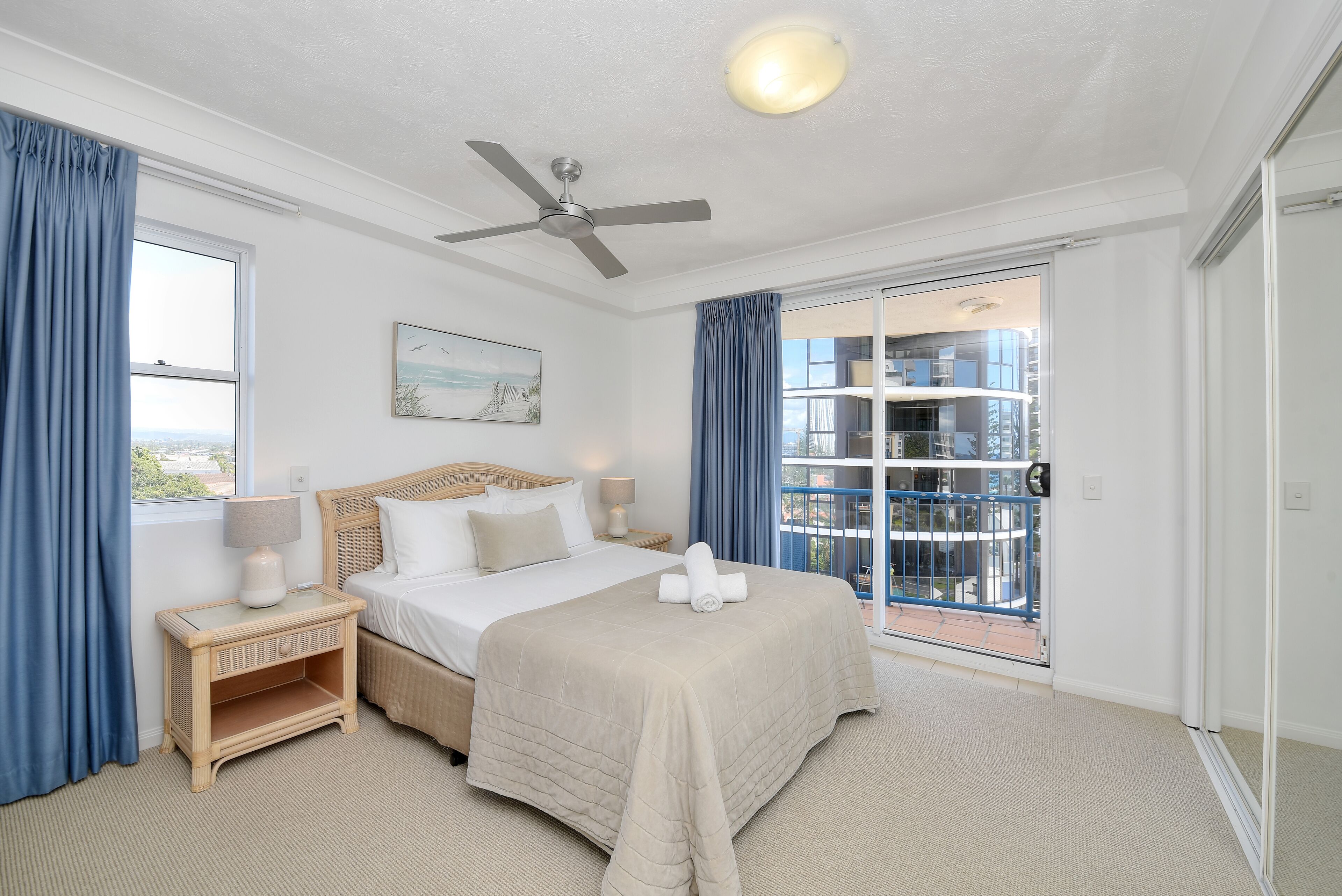 San Mateo on Broadbeach — image 17