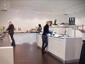 Daily buffet breakfast (EUR 8 per person) - Center Hotel Alte Spinnerei (Burgstaedt)