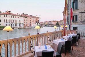 Ristorazione all'aperto