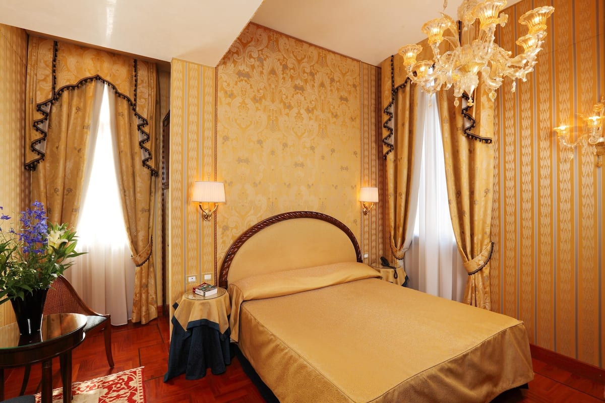 1 chambre, literie hypoallergénique, minibar