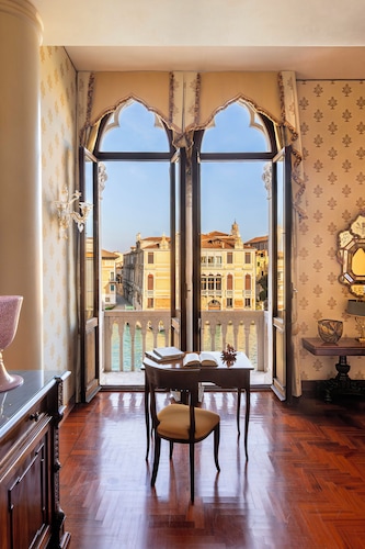 Hotel Palazzo Stern