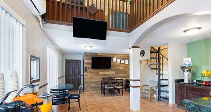 Super 8 by Wyndham Kingsport