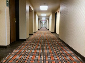 Hallway - Quality Inn Junction City - Near Fort Riley (Junction City)