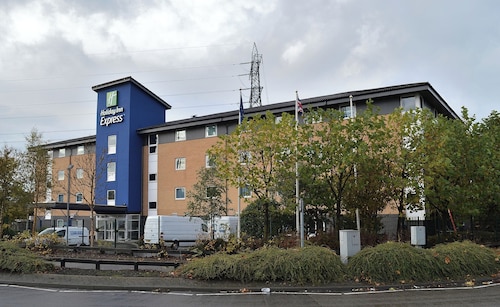 Holiday Inn Express Birmingham Star City by IHG