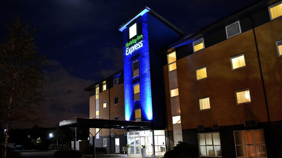 Holiday Inn Express Birmingham Star City by IHG
