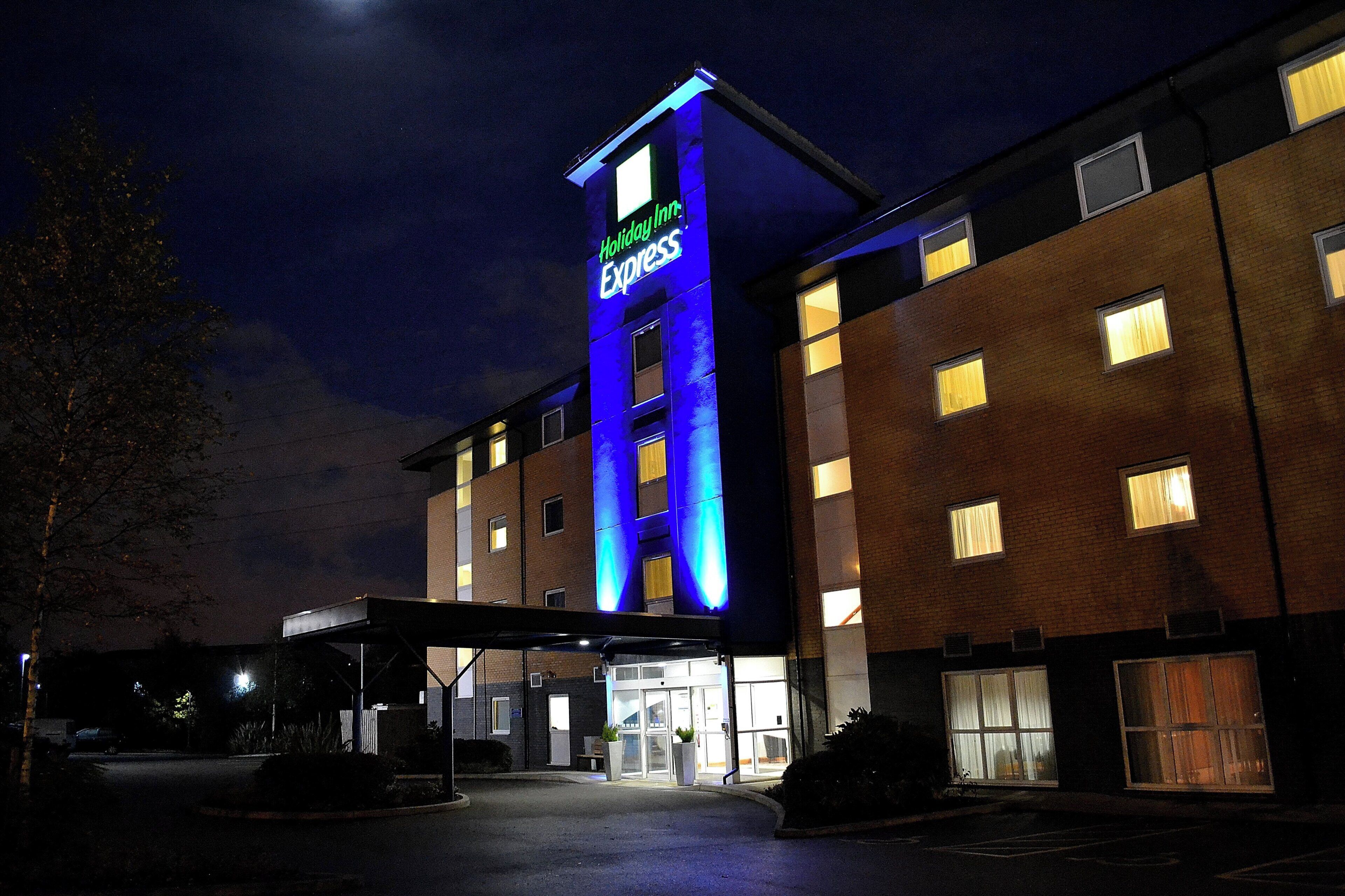 Foto - Holiday Inn Express Birmingham Star City by IHG