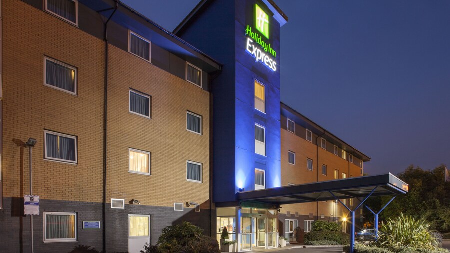 Holiday Inn Express Birmingham Star City by IHG