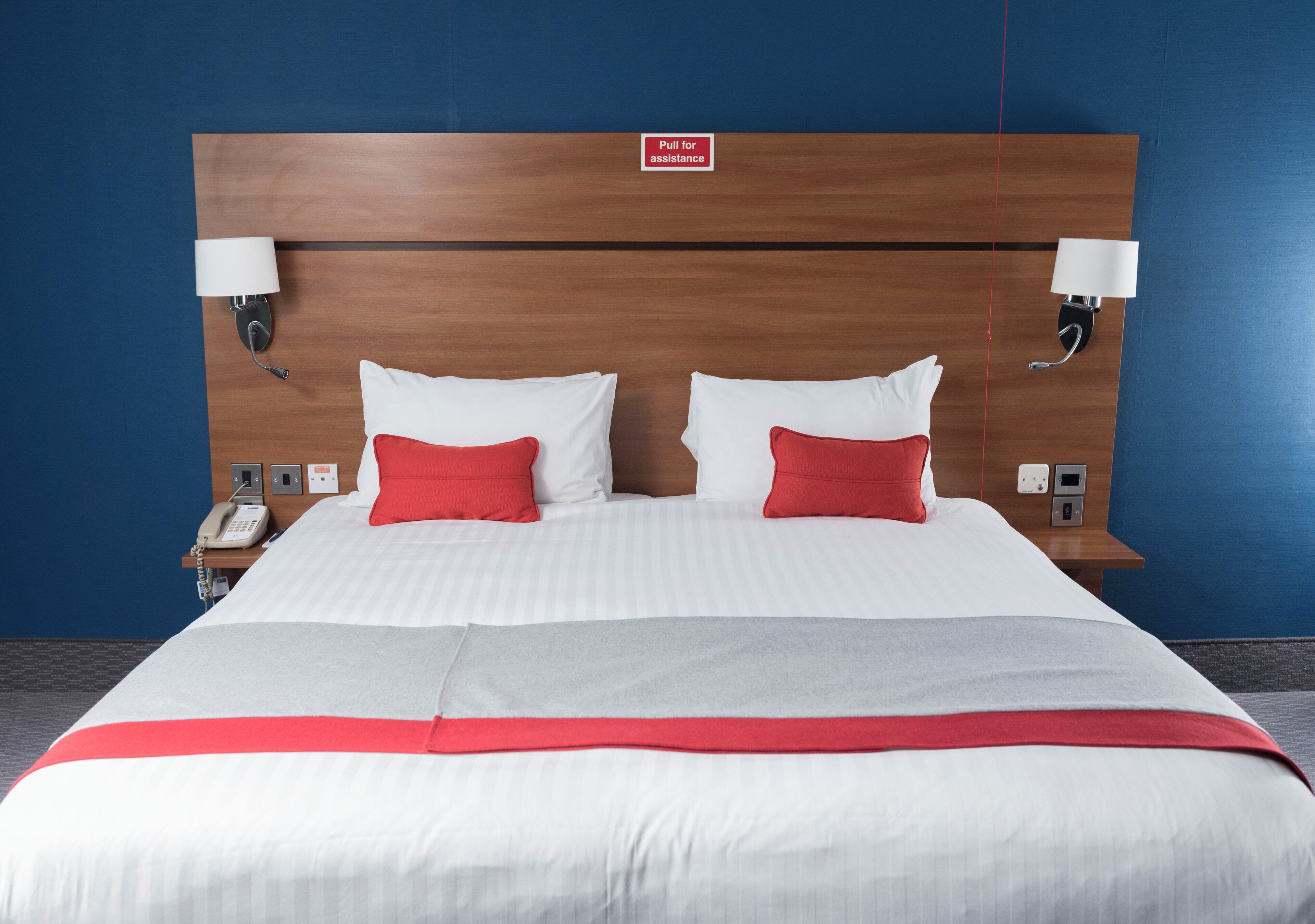 Premium bedding, desk, iron/ironing board, free cribs/infant beds