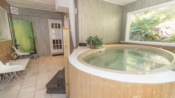 Bubbelpool inomhus