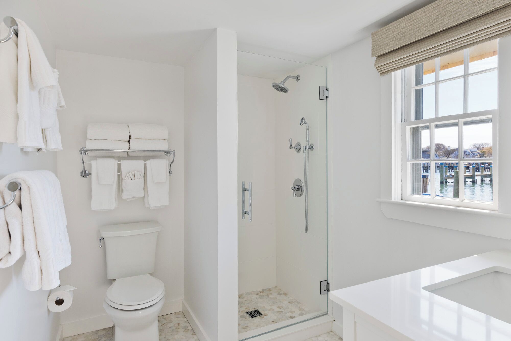 two bedroom cottage - kittiwake | bathroom | shower, free toiletries, hair dryer, bathrobes