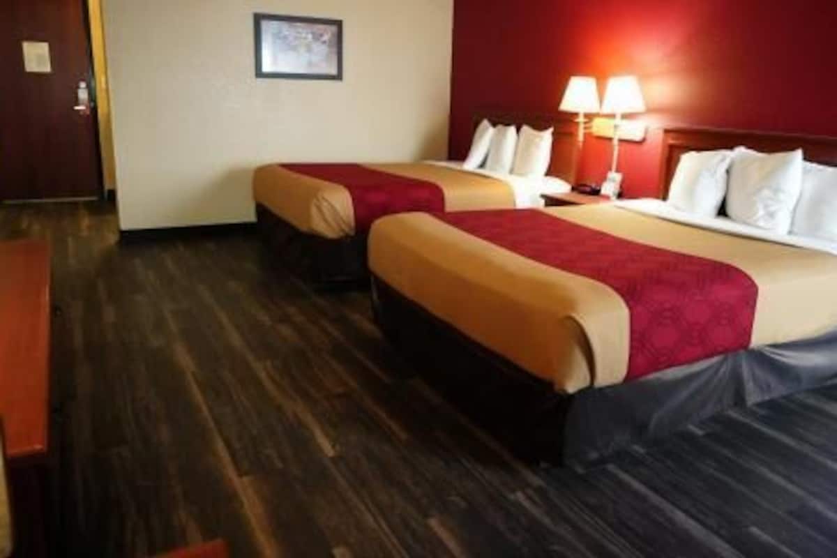 Bureau, lits pliants/supplémentaires, Wi-Fi gratuit, draps fournis