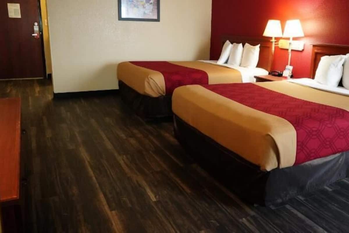 Bureau, lits pliants/supplémentaires, Wi-Fi gratuit, draps fournis