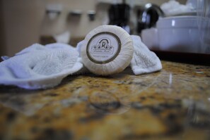 Standard Room with Two Queen Beds | Bathroom amenities | Shower, free toiletries, hair dryer, towels