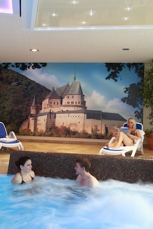 Indoor pool, sun loungers