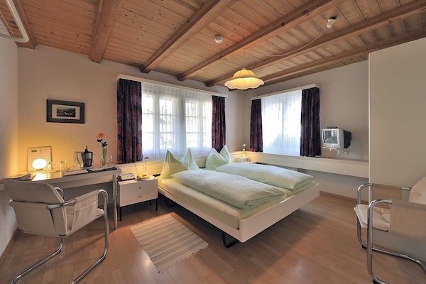 Comfort Double Room | 1 bedroom, in-room safe, desk, soundproofing